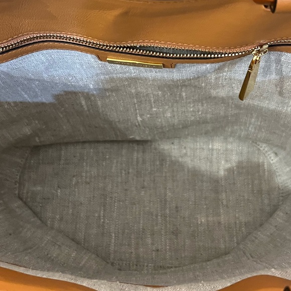 MICHAEL KORS COLLECTION Stanwyck leather tote in rattan - Picture 6 of 8